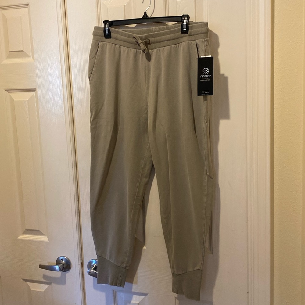 MPG Sport Beige Distressed Jogger ~ Large